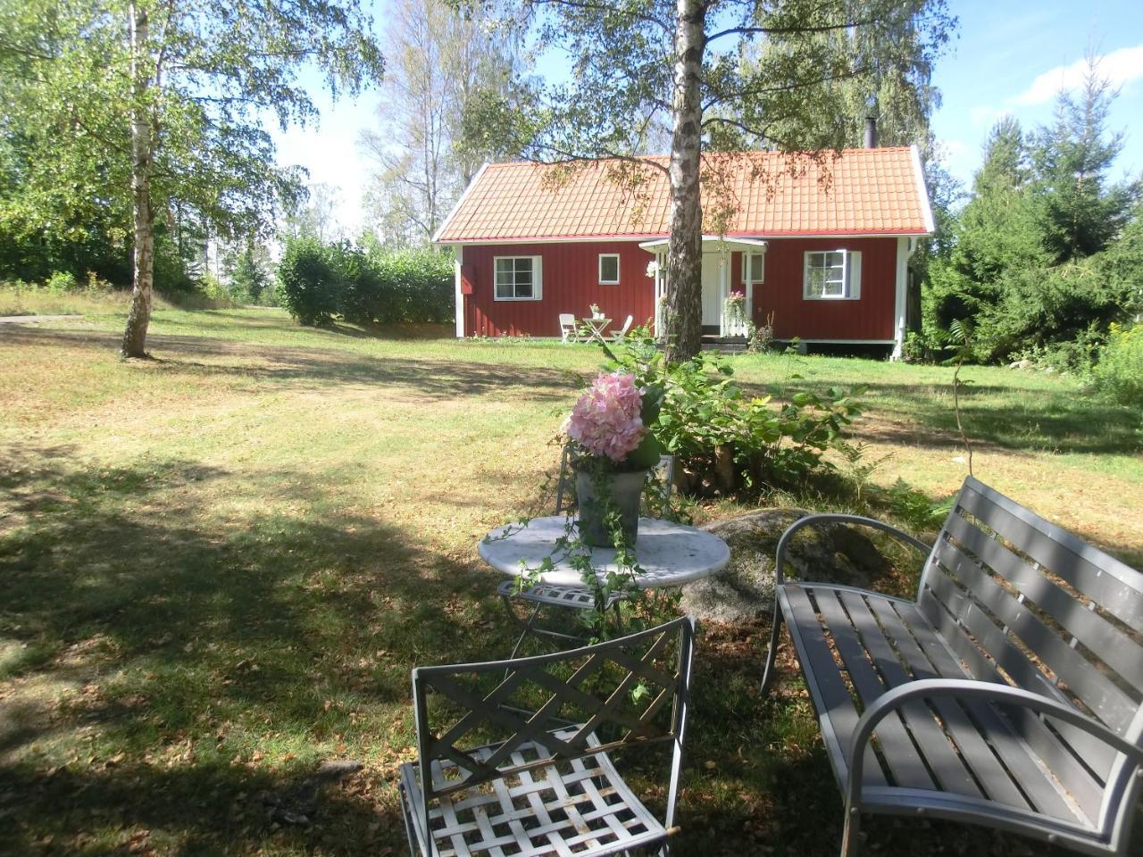 Villa Bjoerkslingan Vimmerby Exterior foto