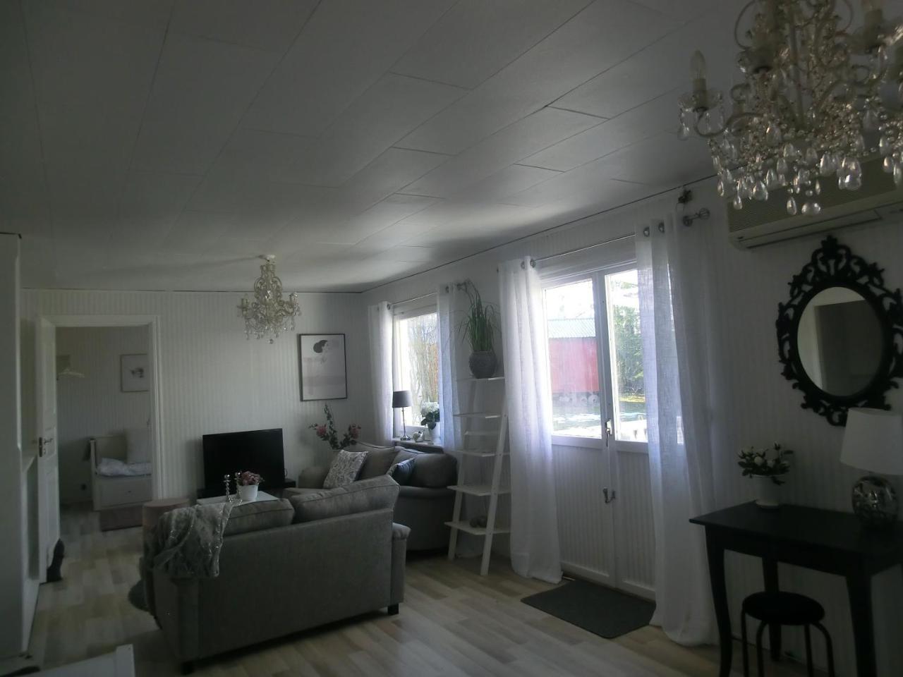 Villa Bjoerkslingan Vimmerby Exterior foto